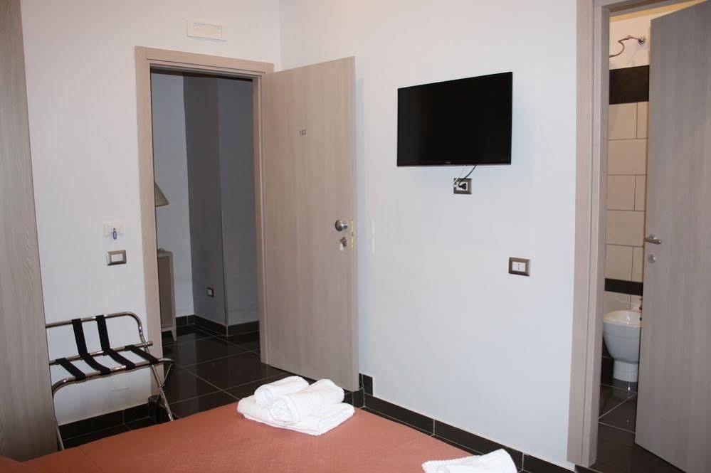 Готель Be Italian Flat Bovio Неаполь Екстер'єр фото