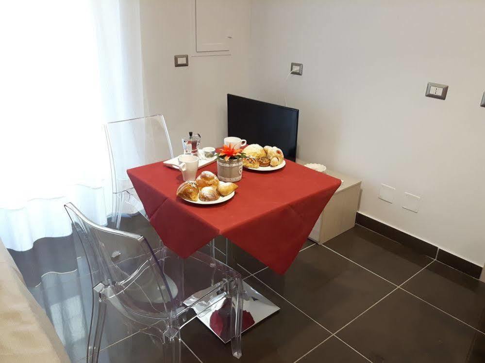 Готель Be Italian Flat Bovio Неаполь Екстер'єр фото